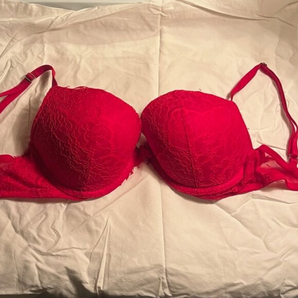 Victoria's Secret Dream Angels Red Lace Underwire Push Up Bra Women Size 34C EUC - Picture 2 of 3